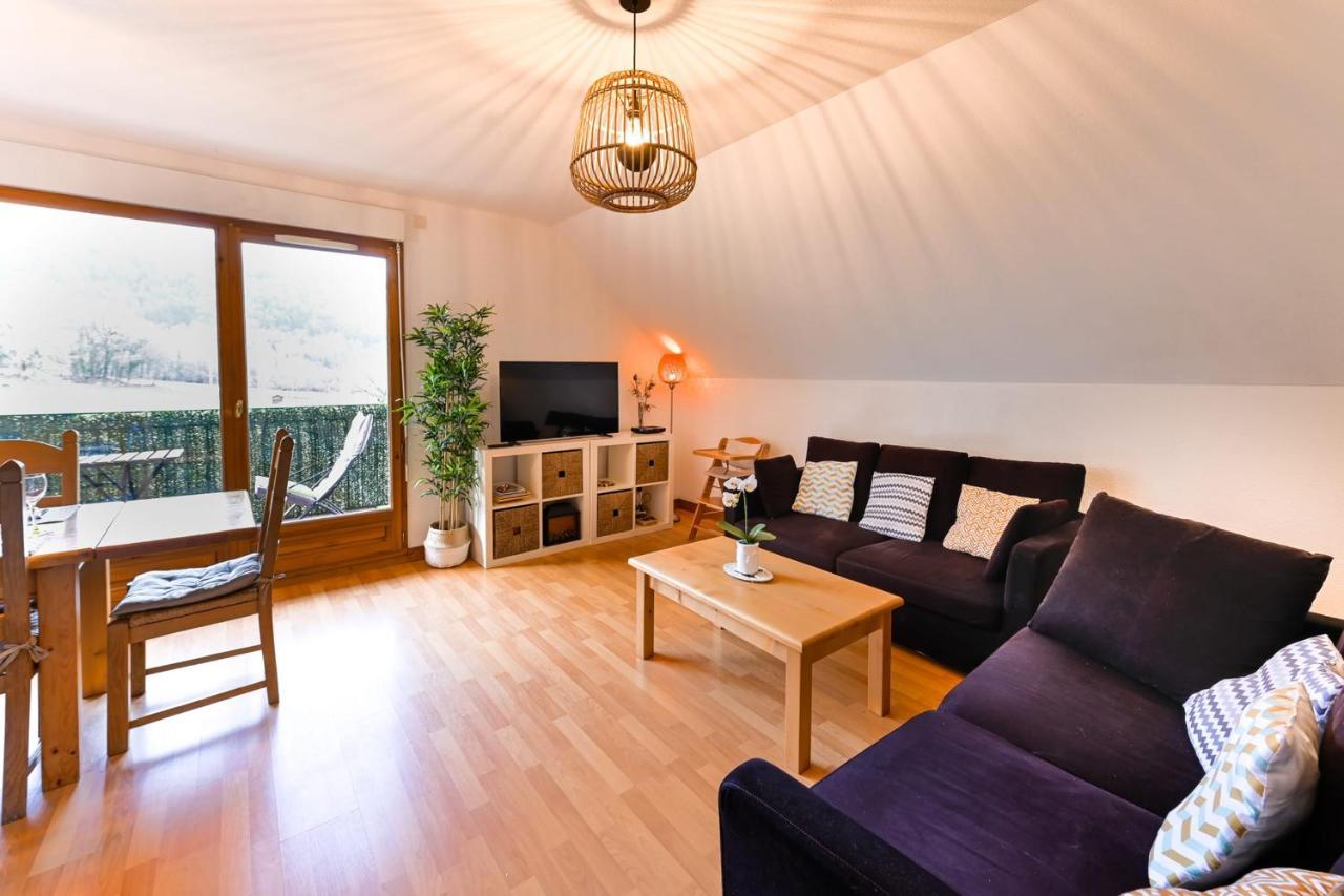 The Green Fee Close To The Golf Course And 5 Minutes From The Lake Giez Exterior foto