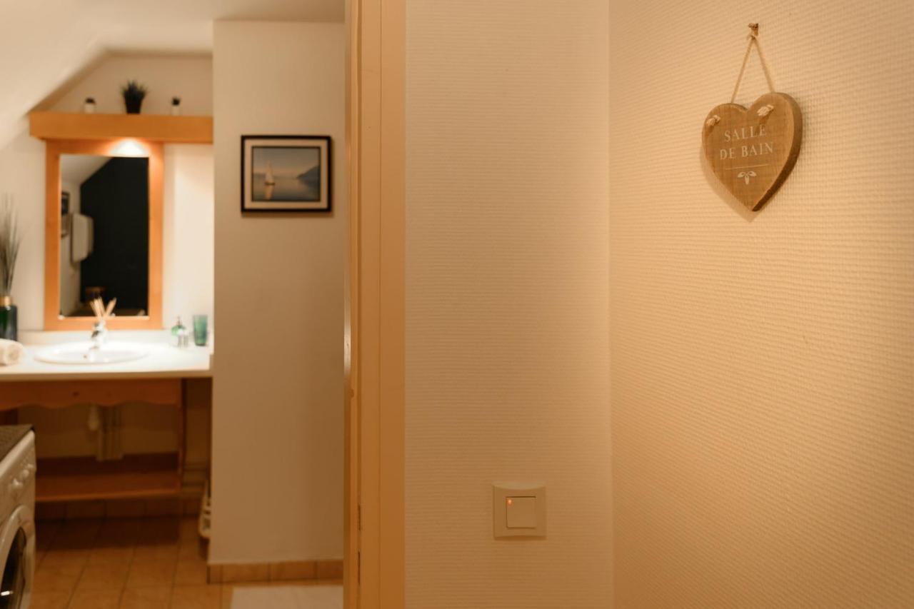 The Green Fee Close To The Golf Course And 5 Minutes From The Lake Giez Exterior foto