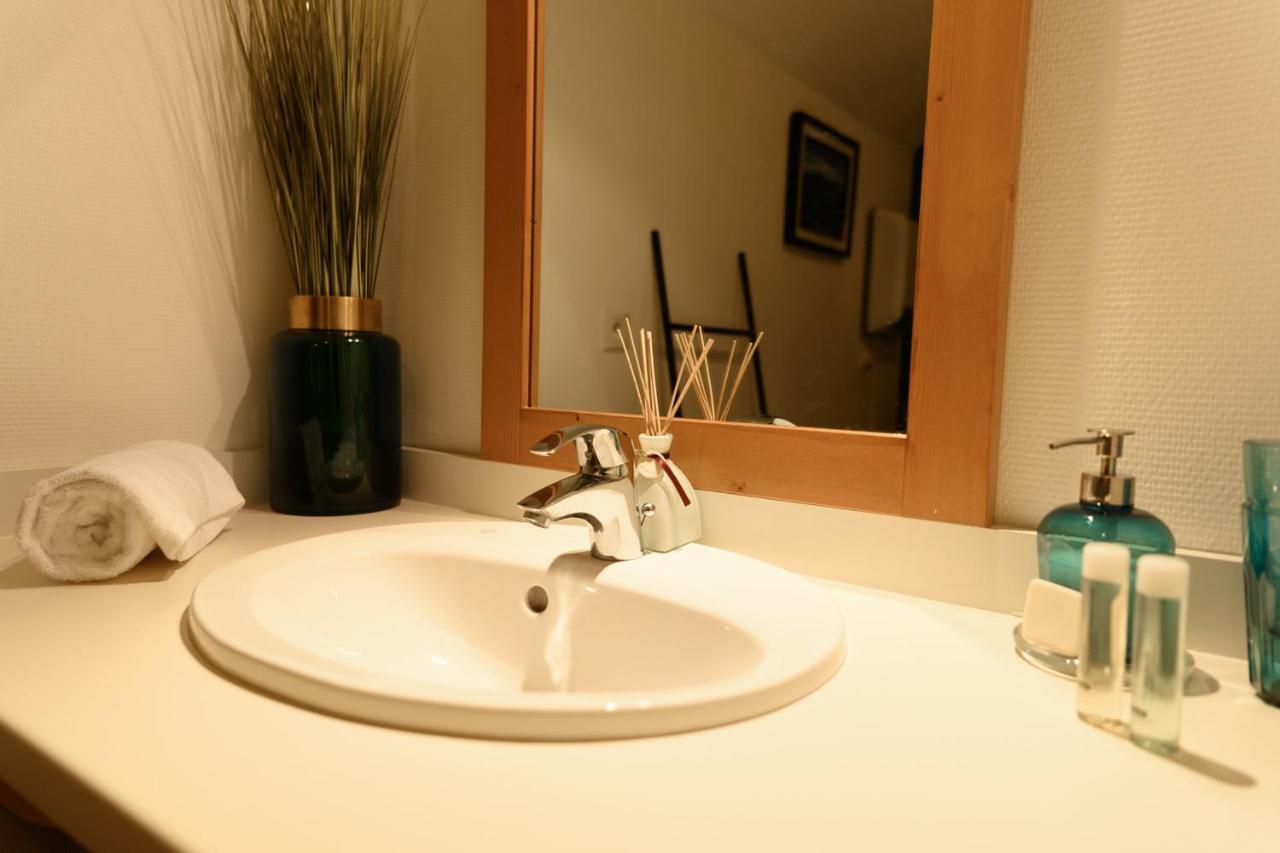 The Green Fee Close To The Golf Course And 5 Minutes From The Lake Giez Exterior foto