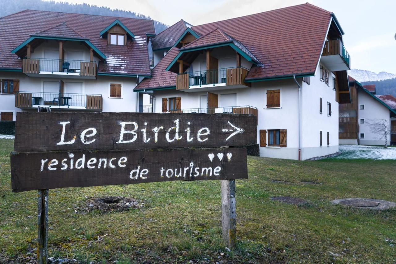 The Green Fee Close To The Golf Course And 5 Minutes From The Lake Giez Exterior foto