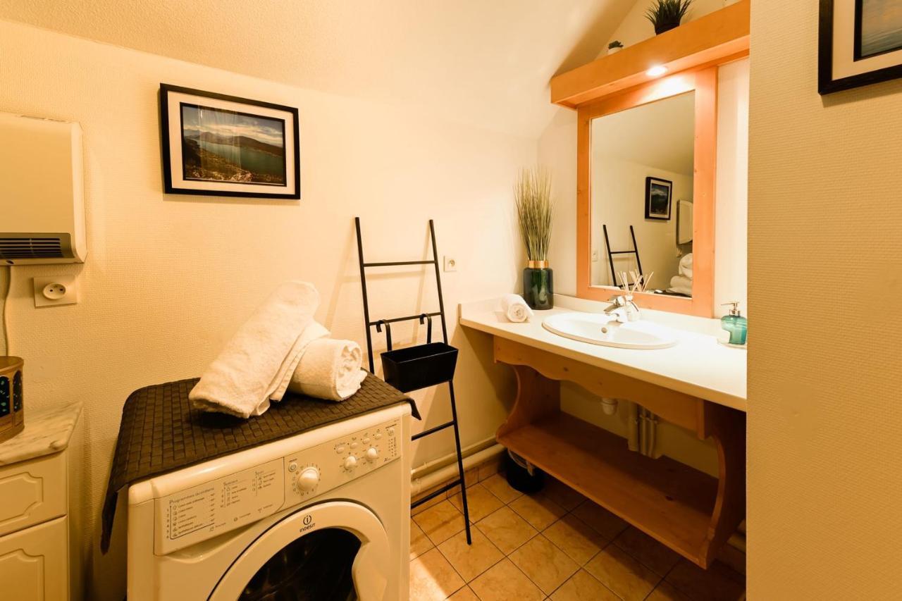 The Green Fee Close To The Golf Course And 5 Minutes From The Lake Giez Exterior foto